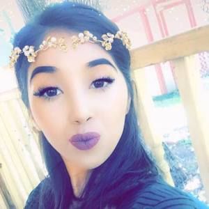 Meet your Posher, Gabriela